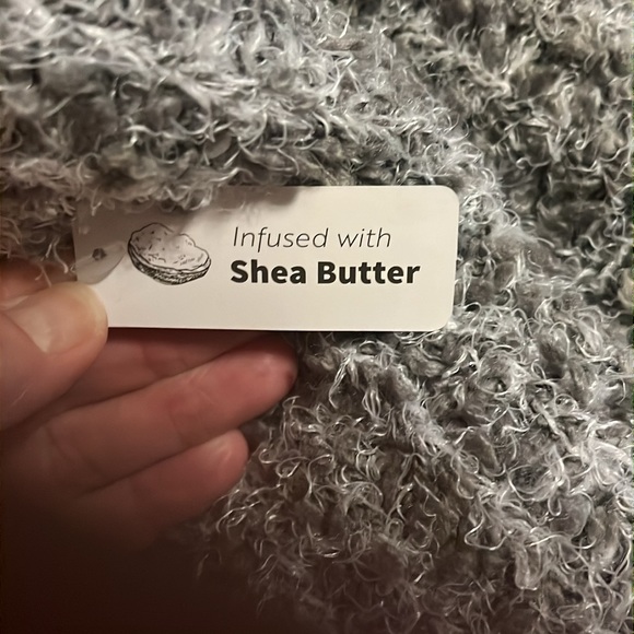 Muk Luk Sock Slipper. NWT. Infused with shea butter. - Picture 2 of 3